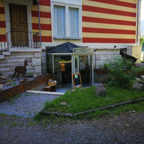 La Maison du Parc national à Barcelonnette ré-ouvre pour la saison estivale © L. Klein / PnM