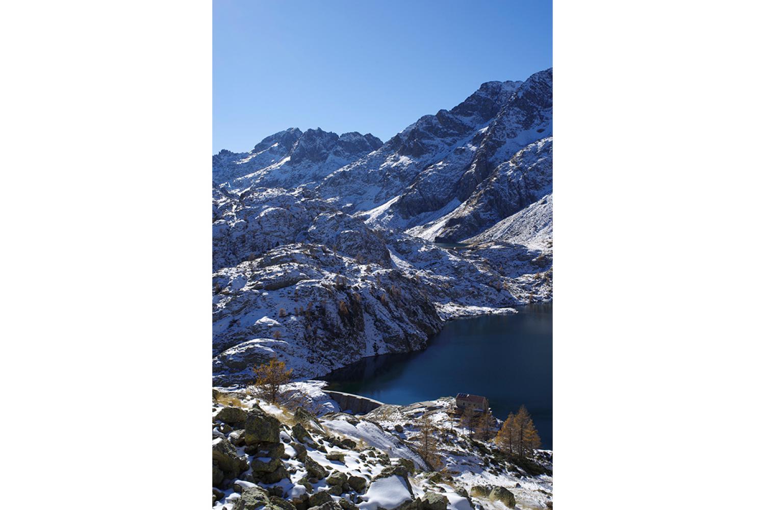 Sous le manteau blanc, la glace © L. Zimmermann / PnM