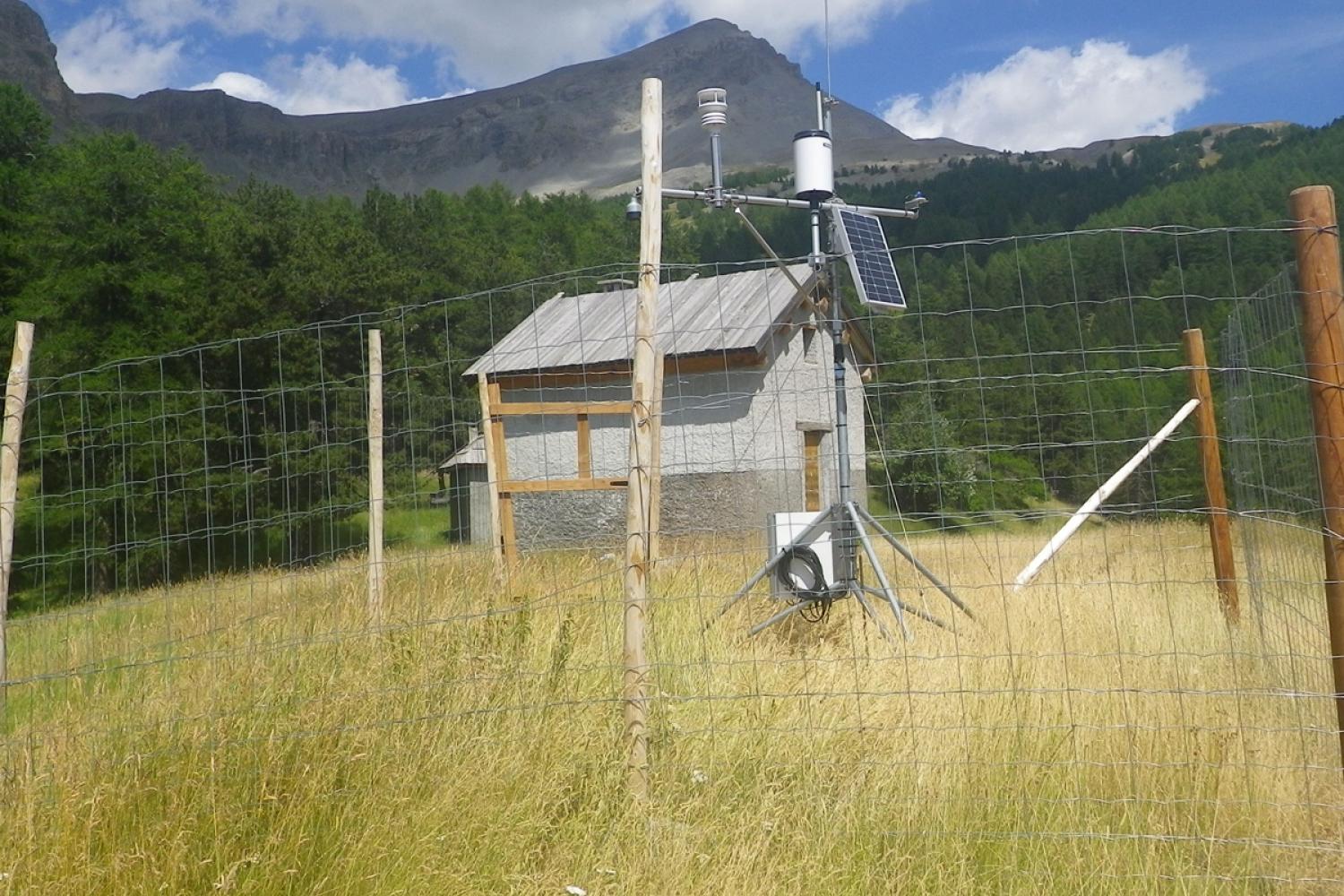 La station météo de la réserve intégrale de Roche Grande