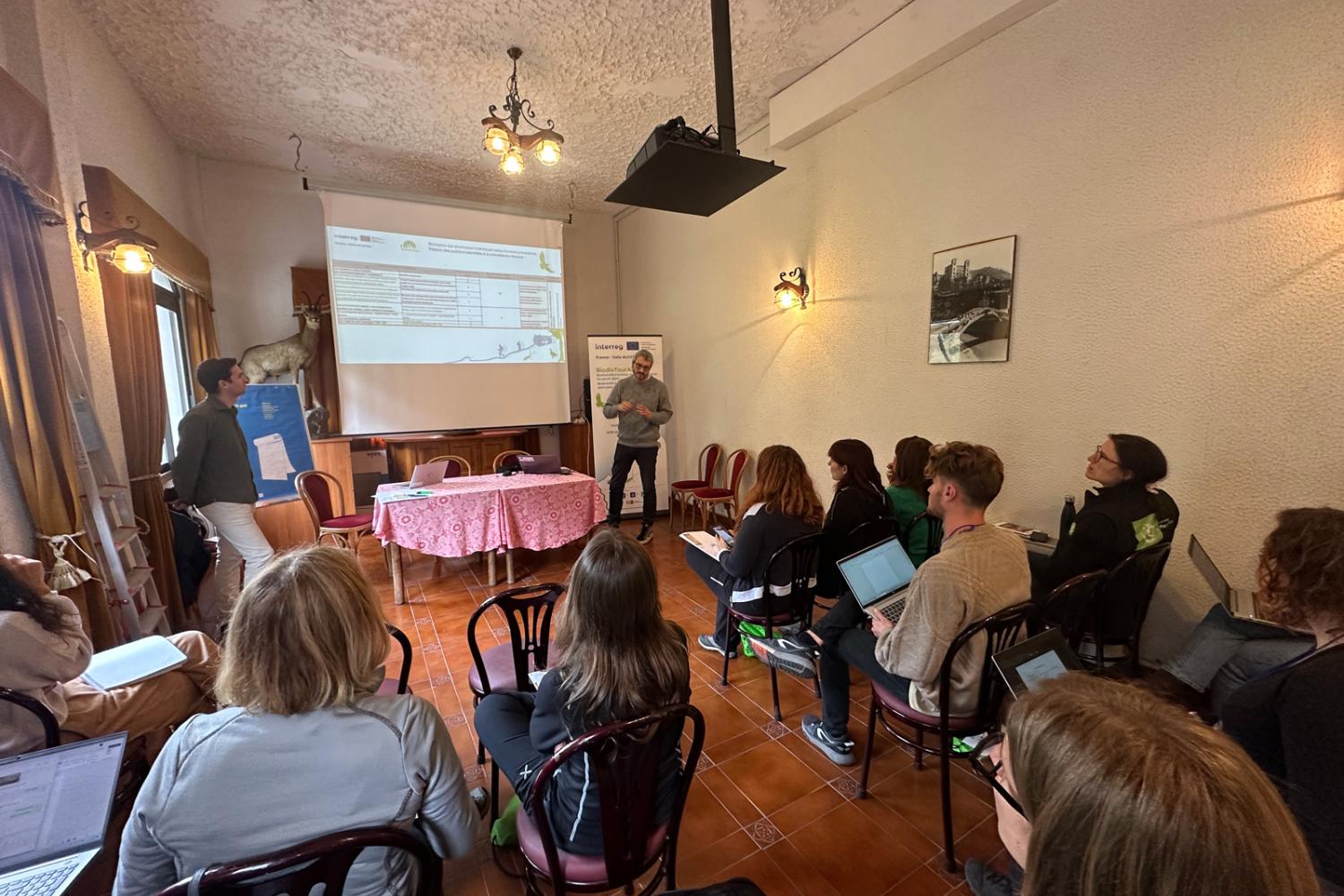 Rencontre à Rocchetta Nervina pour le projet BiodivTourAlps ! © G. Bernardi / APAM et Parco Alpi Liguri